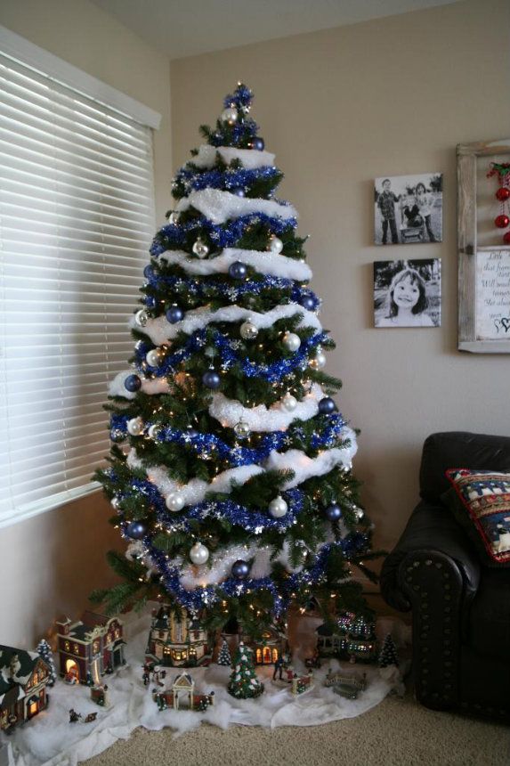 Emmy MomOne Day at a Time How to Make Christmas Tree Snow